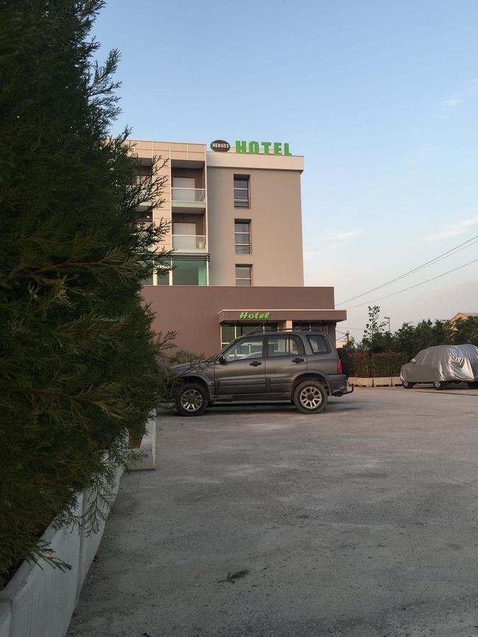 Herges Hotel Durrës Eksteriør bilde